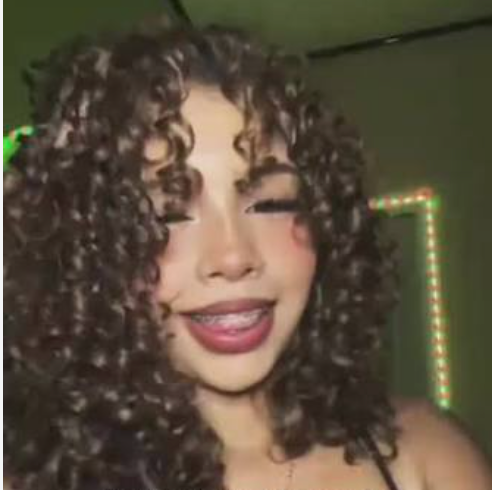 <em>Isabela L.</em>